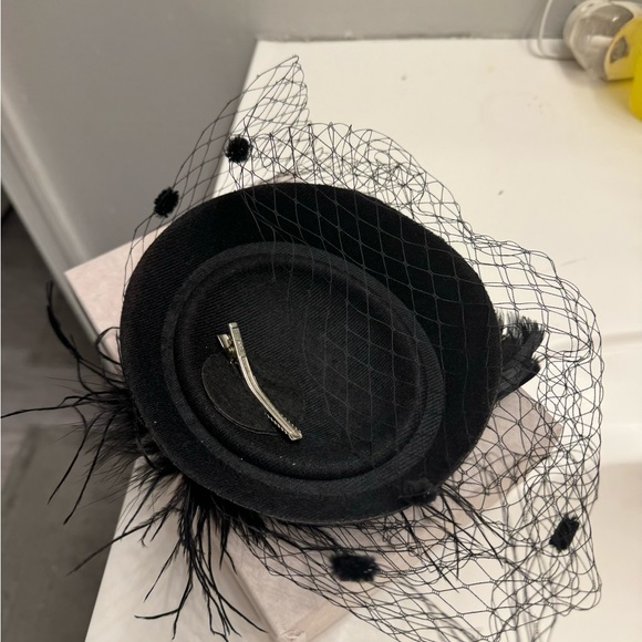 Fascinator - Picture 3 of 3